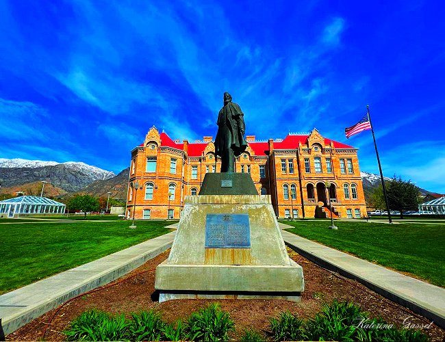 Provo City Library At Academy Square