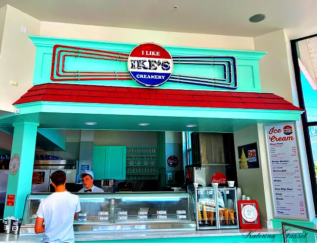 Photo of Ike's Creamery in Provo Utah captured by Katerina Gasset, owner of Move to Provo website