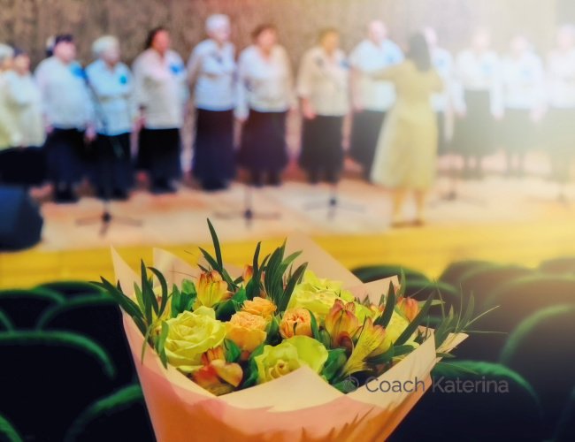 Enjoy enchanting melodies with the Utah Valley Handbell Choir in Provo, Utah. Experience the harmonic magic of this musical ensemble in a delightful performance.