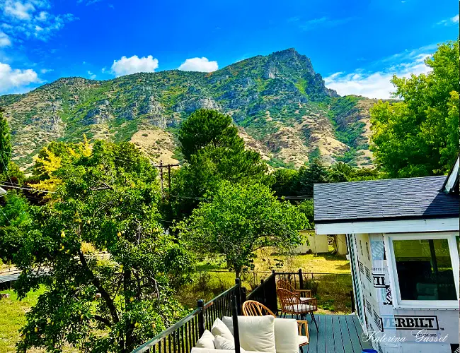 View of the mountains when you look east in Indian Hills Provo. This image was captured by the author of this website,  Katerina Gasset of The Gasset Group at EXP  Realty and the owner of Get It Done for Me Virtual Services and Coach Katerina LLC 
