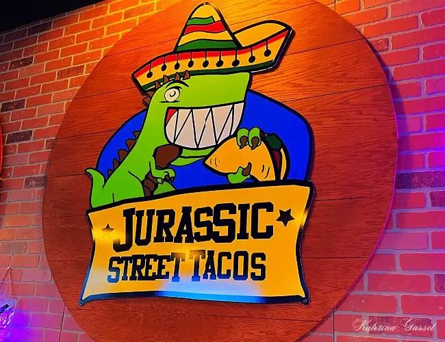 Photo of one of the wall murals at Jurassic Street Tacos located in Orem Utah near Provo. Photo captured by Katerina Gasset, restaurant reviewer and author of the Move to Provo Utah website…